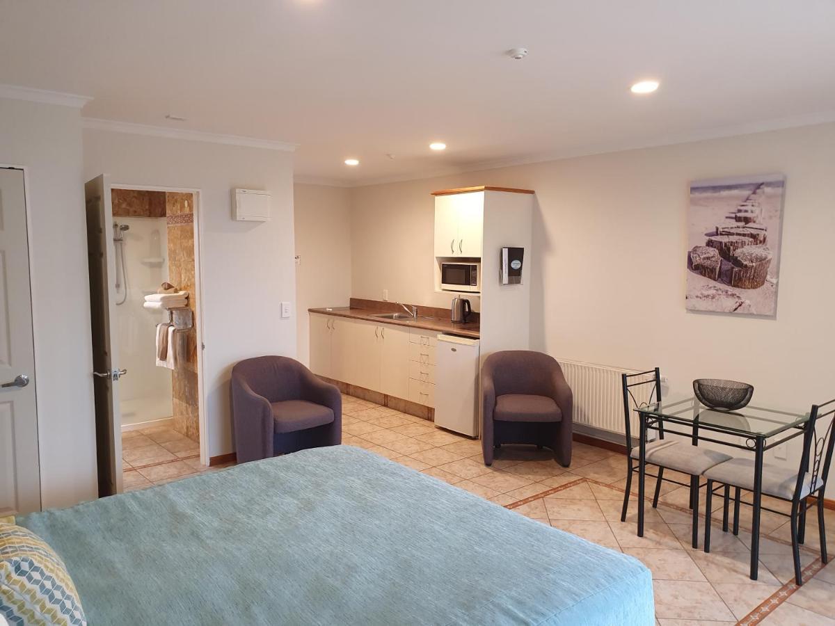 Breakers Motel ファンガマタ エクステリア 写真